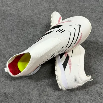 Indoor Men Football Shoes Original TF/FG Soccer Shoes Society Cleats Fast Football Field Boots Professional Sneaker Non Slip