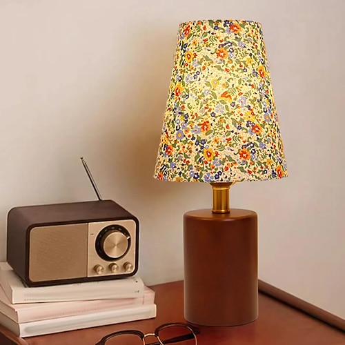 Traditionelle französische pastorale Tischlampe mit Blumendruck, runder Schirm, Massivholzsockel, 1-flammig, für Schlafzimmer Image