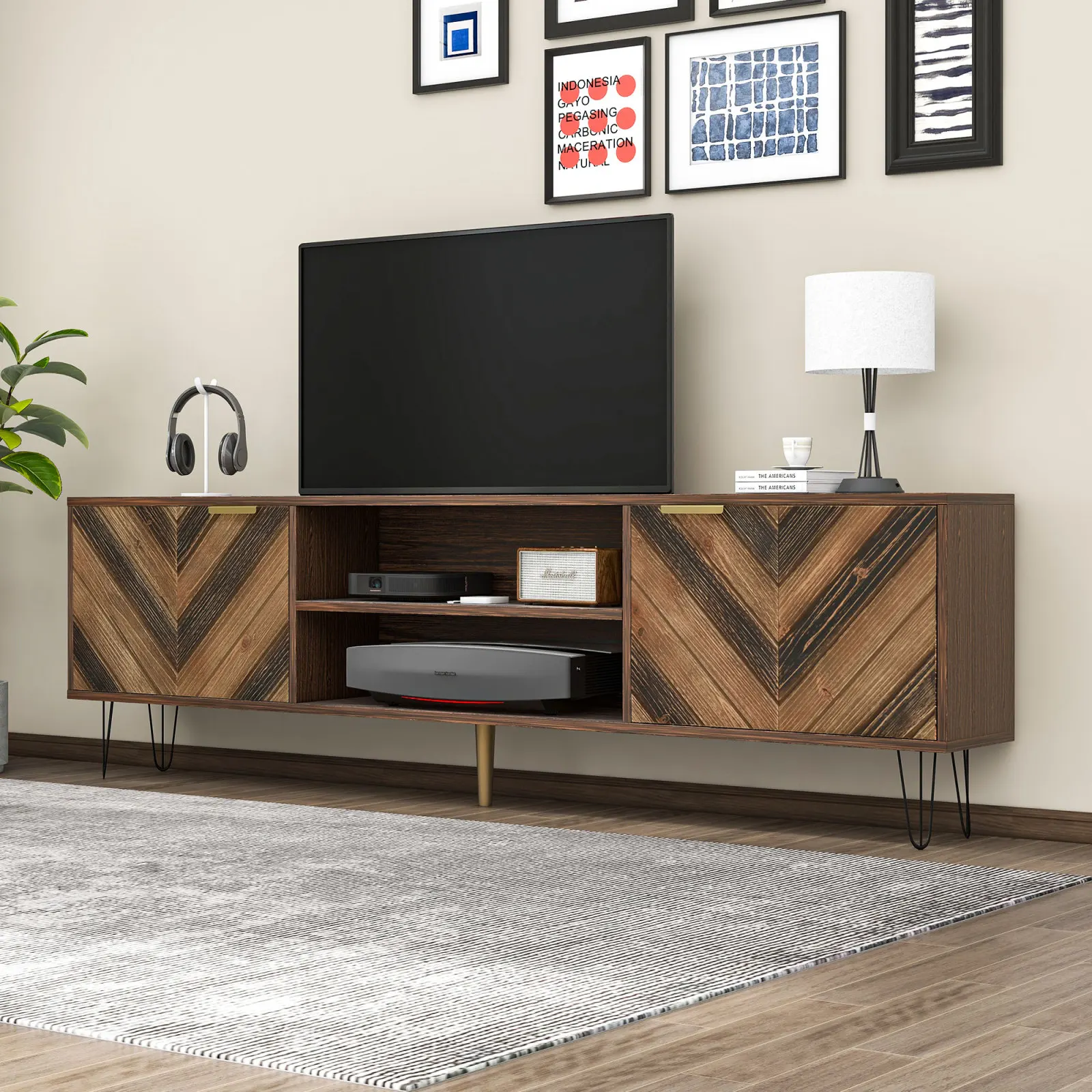 Comanlai Meuble TV élégant avec placage de couleur bois, meuble TV avec 2 portes, poignées dorées et pieds en fer, meuble TV en bois