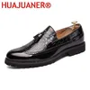 Mode männer Schuhe Männer Kleid Schuhe Casual Oxford Schuhe Für Männer Patent Leder Quaste Slip-On Loafers Männlichen wohnungen Plus Größe 38-48