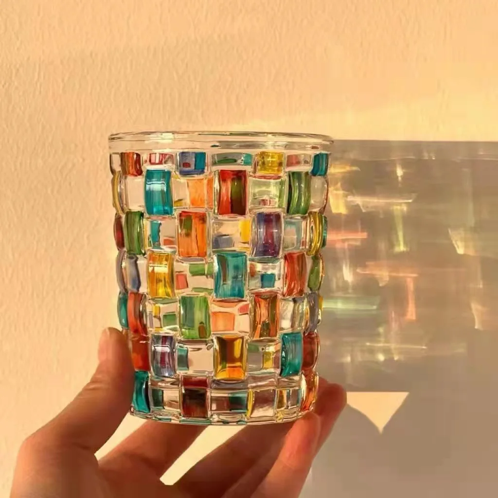Coulorful Kristallglasbecher, Linien, handbemalt, gewebt, Buntglas, Whiskyglas, europäischer Stil, Vintage-Glaswaren, Saftbecher Image