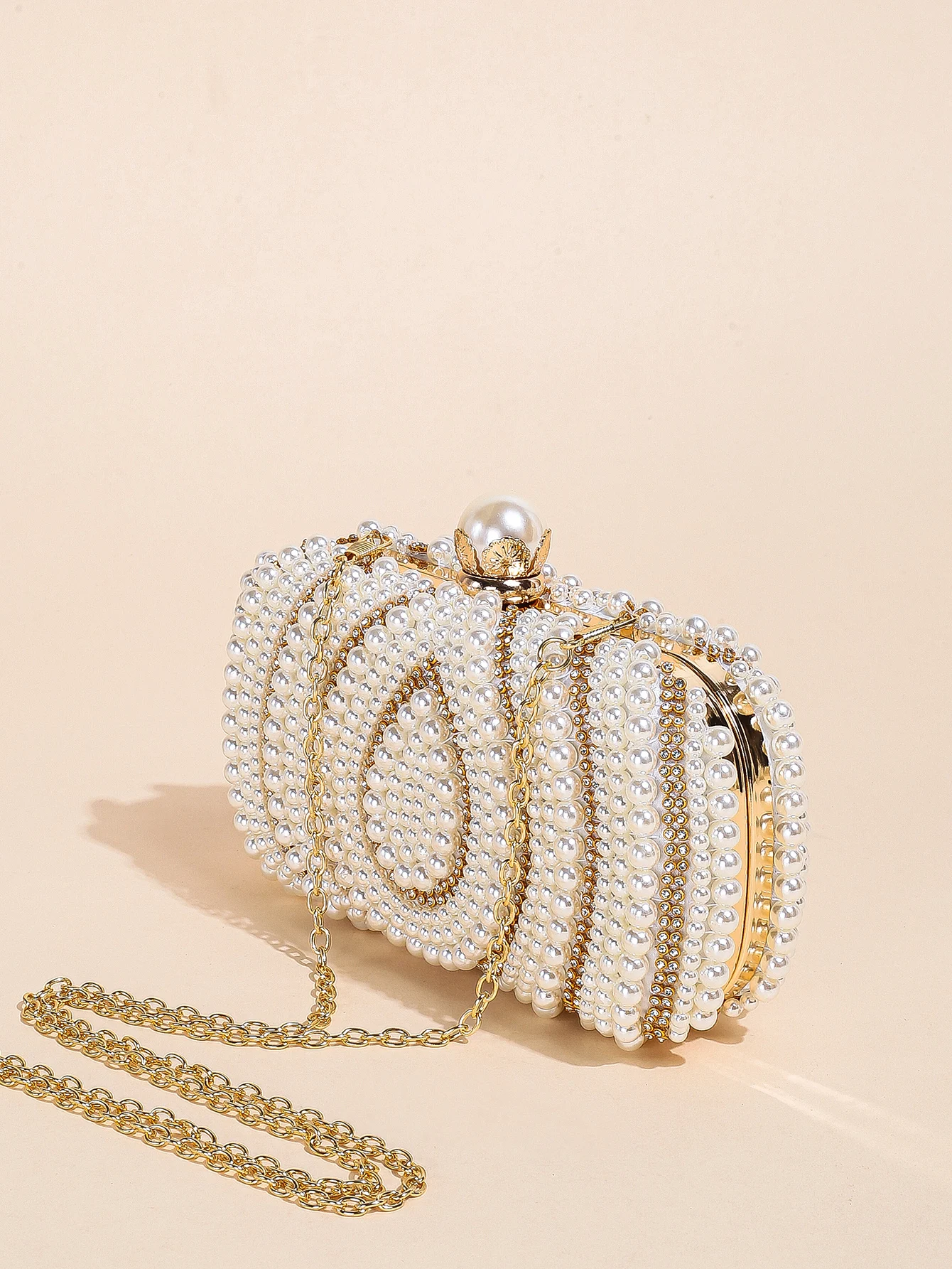 Mini-Perlen-Diamantkette, große Perlenschnalle, handgestickte Perlenhand-Banketttasche Image