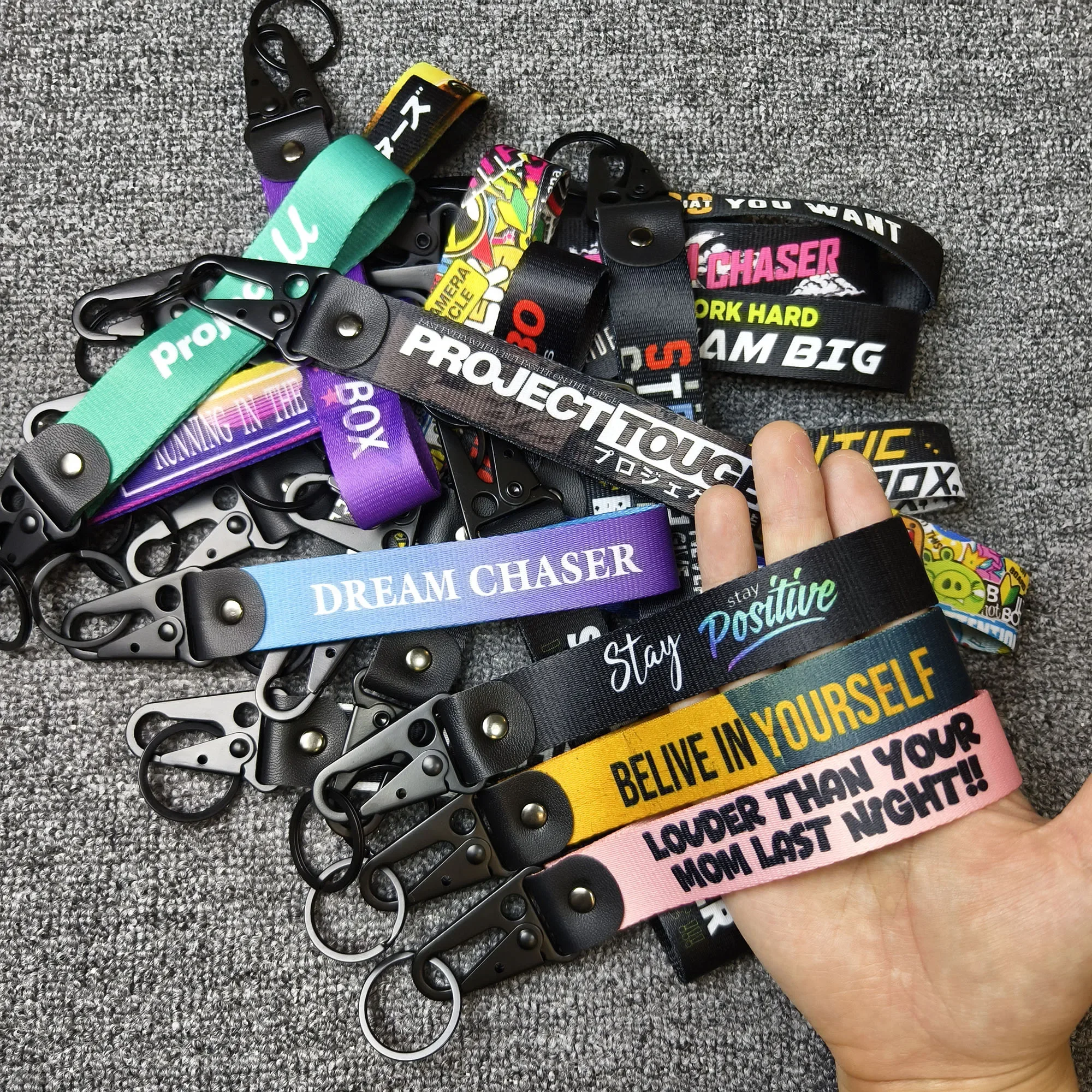 JDM Autozubehör Slogan Anhänger Schlüsselanhänger Gurt Japan Schlüsselanhänger DREAM CHASER Gurt Schlüsselanhänger Schlüsselanhänger Autoschlüsselhalter Moto Image