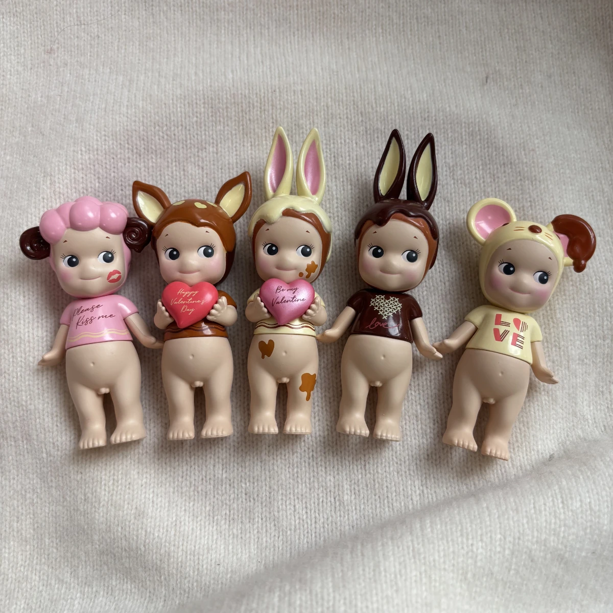 Sonny Angel Mini Figure 2019 Valentine's Day Series No box No bag Blind Box chocolate fawn mouse rabbit sheep SAS65386