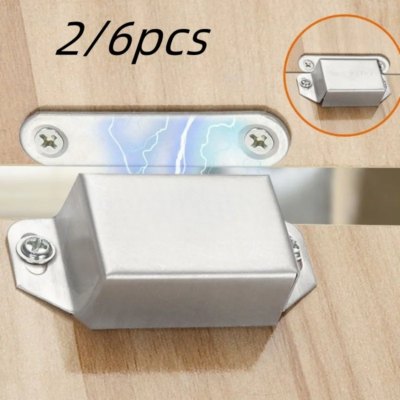 2/6 Stück starke magnetische Schranktür-Magnetschnalle. Verabschieden Sie sich von geschlossenen Türen, geeignet für Kleiderschränke, Schuhschränke usw