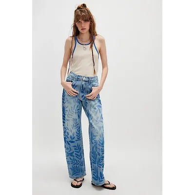 MOTHER The Lasso Sneak Printed Jeans at Free People in Pressed Leaves, Size: 26