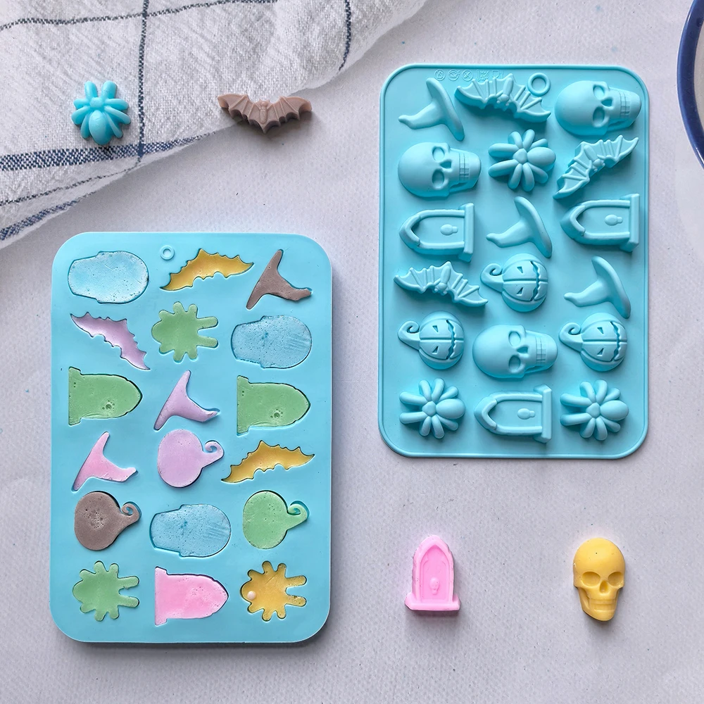 1 Stück Halloween-Kürbisform aus Silikon mit 18 Mulden, zum Backen von Gummis, Pralinen und Bonbons Image