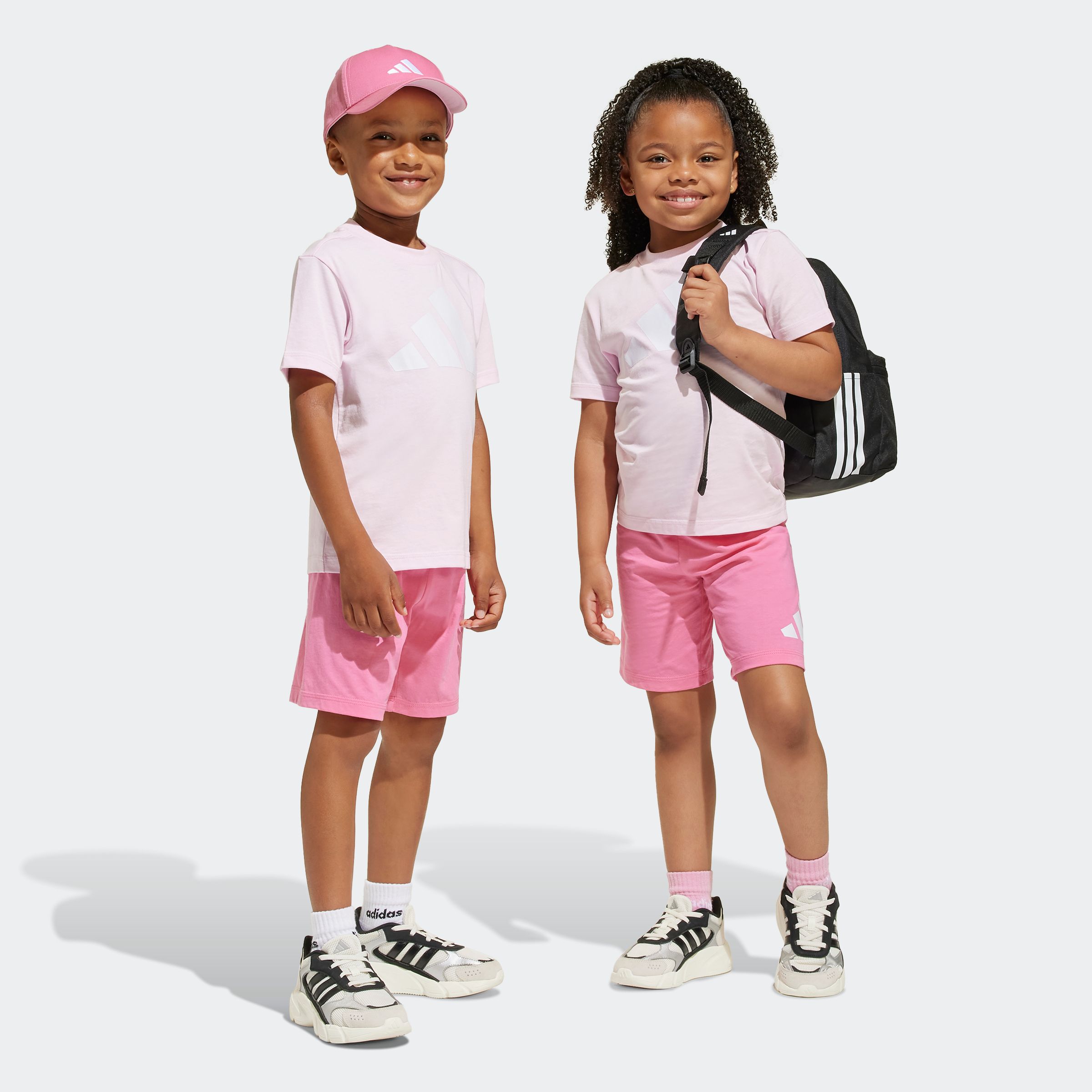 Trainingsanzug ADIDAS SPORTSWEAR "LK BL T-SET 160", Kinder, Gr. 104, pink (clear pink, weiß), Obermaterial: 100% Baumwolle, Sportlich, Sportanzüge Image