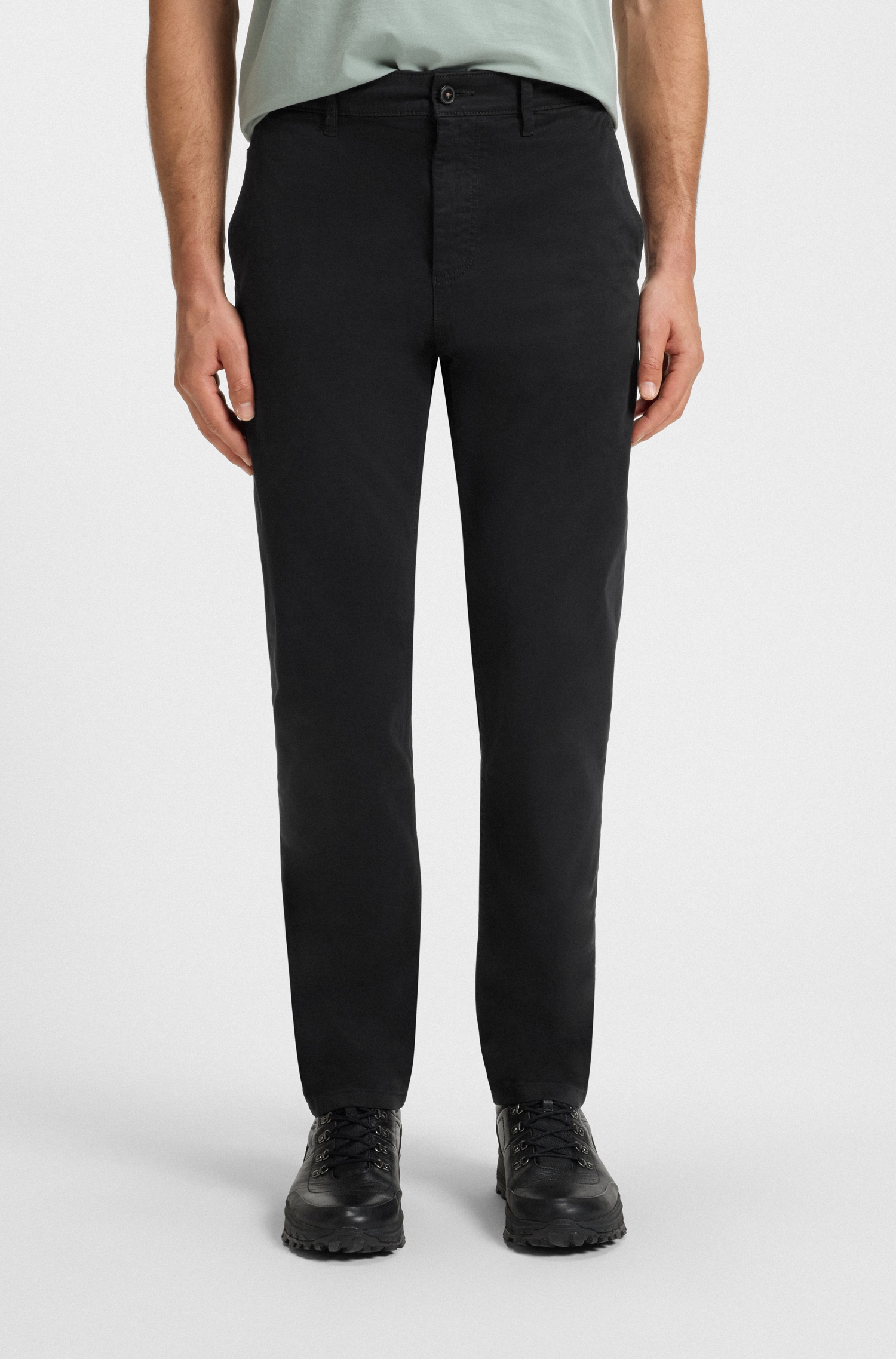 Chinohose BOSS ORANGE "tapered", Damen, Gr. 32, Länge 30, schwarz (001_schwarz), Web, Obermaterial: 97% Baumwolle, 3% Elasthan, unifarben, gerade, unten schmal lang, Hosen Chinohose, mit BOSS Logo hinten