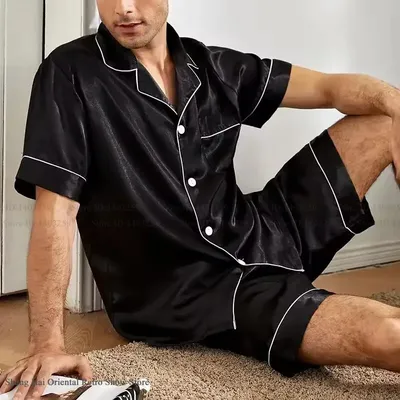 Herren-Pyjama-Set aus Seidensatin, Nachtwäsche für Herren, Sommer, kurzärmeliges Button-Down-Hemd und Shorts, Homewear, lockerer Loungewear-Pyjama-Anzug Image