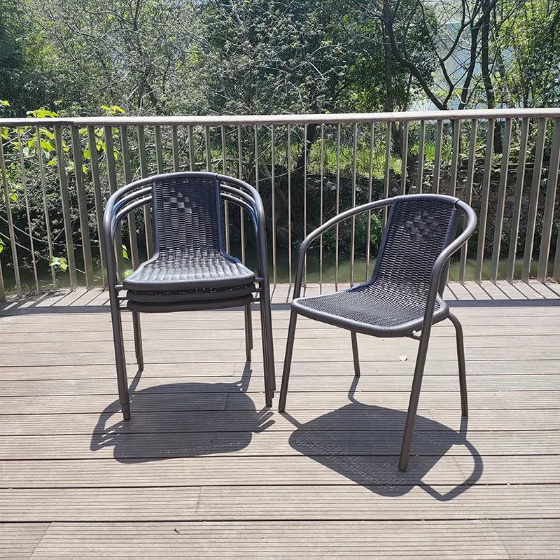 Wasserdichter Outdoor-Kunststoffstuhl, Rattanimitat, Terrasse, Open-Air-Freizeit, Eisen, Balkon, Gartenmöbel für den Haushalt