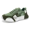 Neue Herrenschuhe, große, modische Turnschuhe mit dicken Sohlen, lässige Sportschuhe für Herren, atmungsaktive Mesh-Loafer für Herren