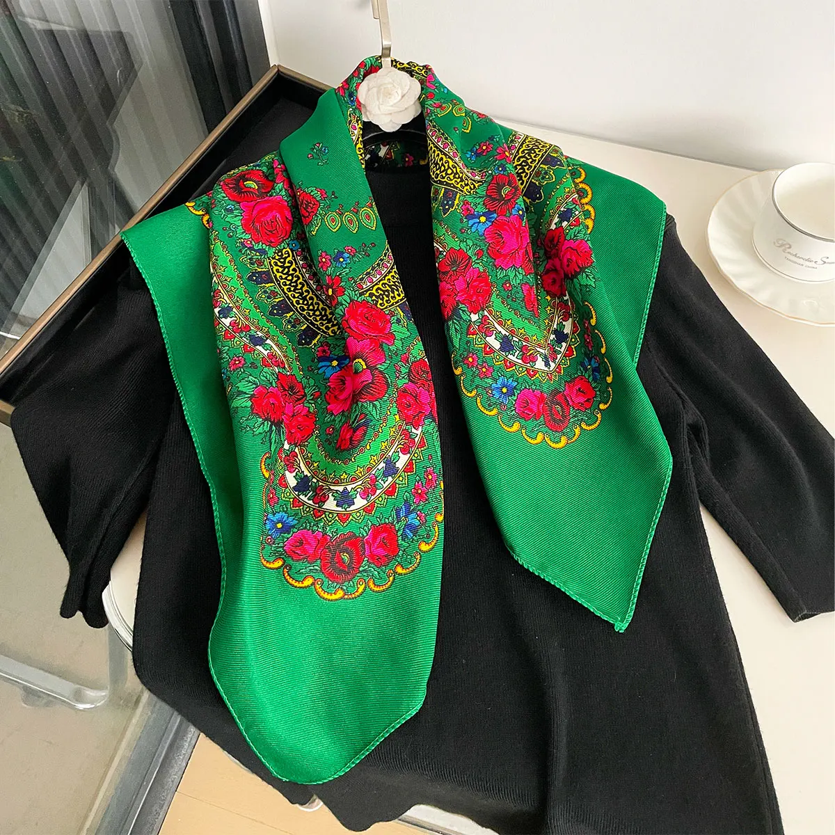 70X70CM Hochwertige Quadratische Mode Schal Frauen Floral Baumwolle Bandanas Dame Schals Hijab Stirnband Zubehör Taschentuch Haar Image