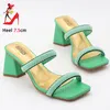 Karree-Hausschuhe für Damen, doppelte One-Word-Band-Sandalen, 2022, neue 7,5 cm Block-Heels, Sommermode, Damen-Slip-on-Schuhe, Größe 42