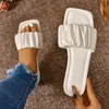 Sommer Hausschuhe für Frauen Plissee Flip Flops Wohnungen neue koreanische Hausschuhe Frauen Sandalen grün Slip on Schuhe große Größe 36-42