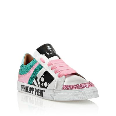Low-Top Sneakers Totenkopf Image