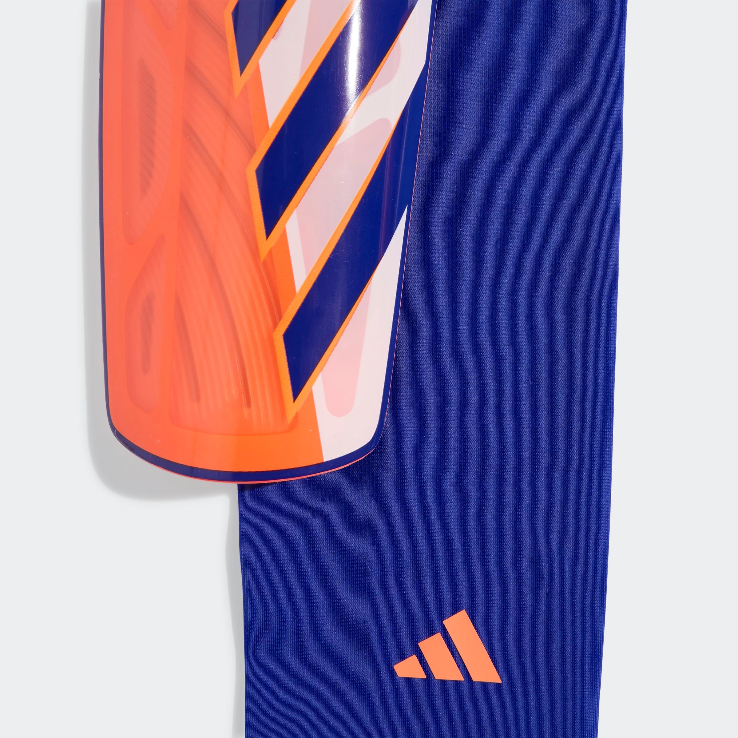 Fußball Schienbeinschoner ADIDAS PERFORMANCE "TIRO SG LGE", Herren, Gr. M, weiß (sanftes weiß, lucid blau), Protektoren Image