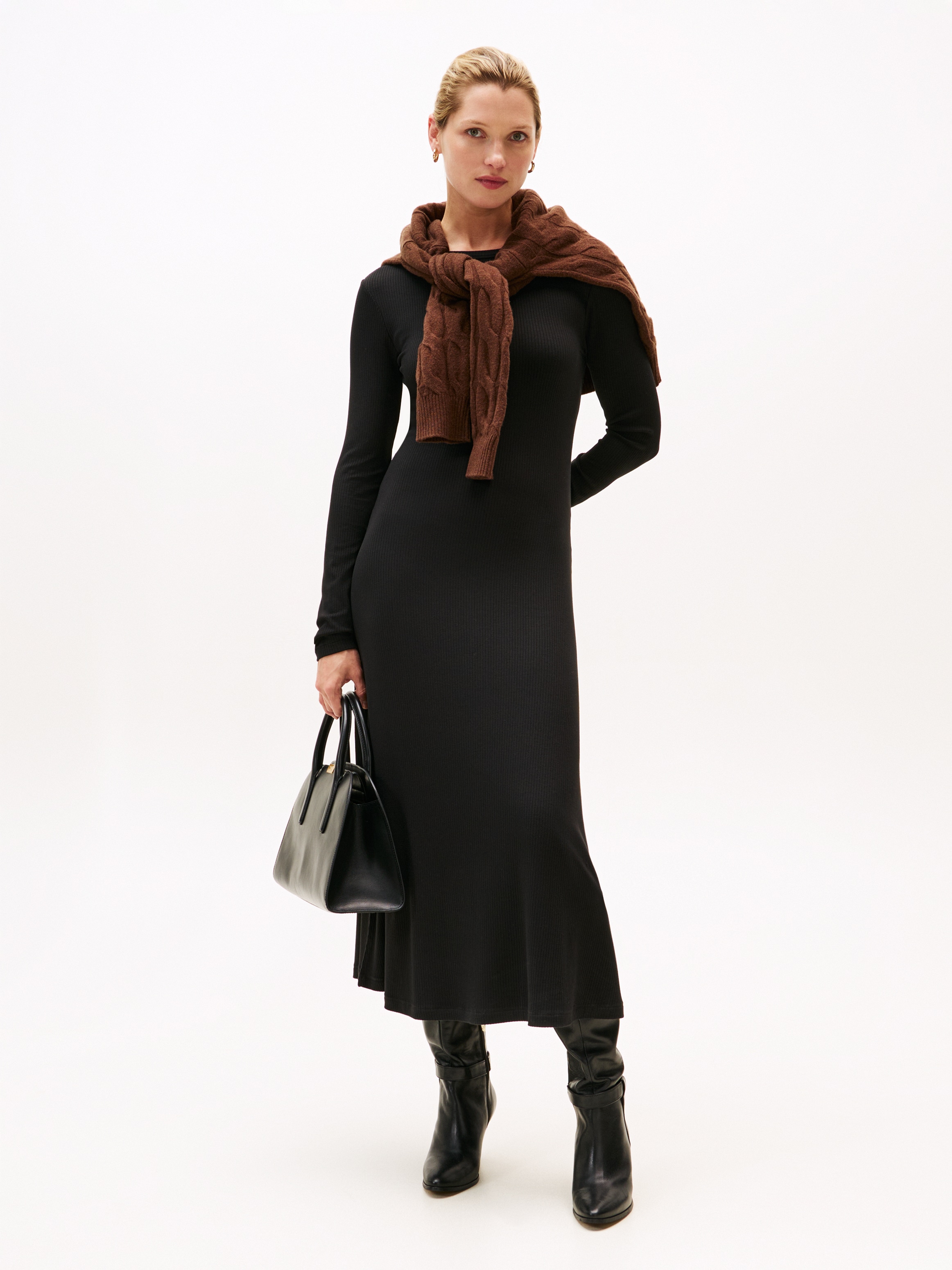 A-Linien-Kleid TOMMY HILFIGER "5X2 RIB FLARE MIDI DRESS LS", Damen, Gr. M (38), N-Gr, schwarz, Jersey, Obermaterial: 95% Viskose, 5% Elasthan, unifarben, figurbetont wadenlang, U-Boot-Ausschnitt, Kleider, in gerippter Struktur und mit ausgestellter... Image