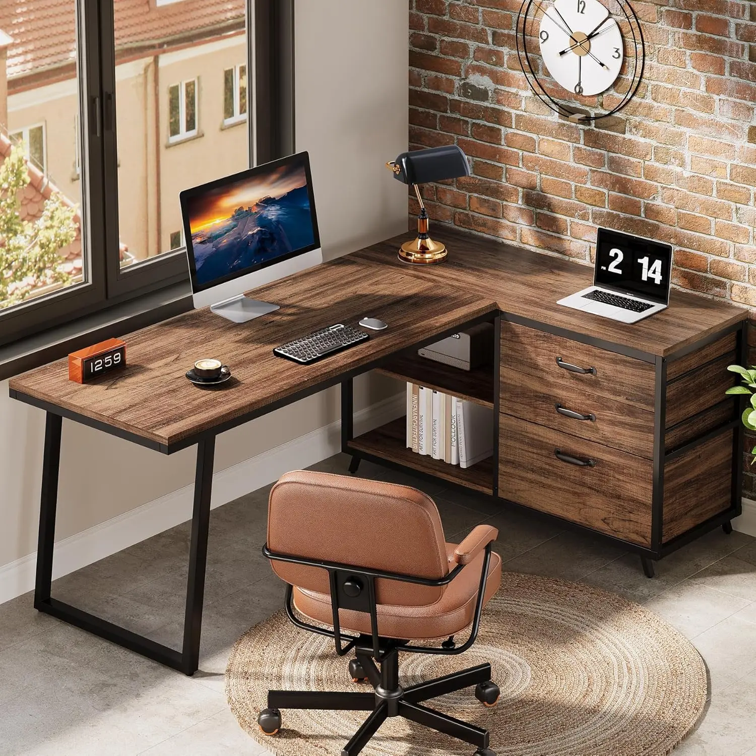 L-förmiger Büroschreibtisch, wendbarer Eck-Computertisch mit 3 Aktenschubladen und 2 Ablageflächen für das Heimbüro, das Arbeitszimmer