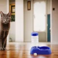 Bottiglia d'acqua in plastica Alimentatore automatico per cani Distributore d'acqua Distributore d'acqua per cani Alimentatore Bevitore Ciotola per animali domestici di alta qualità