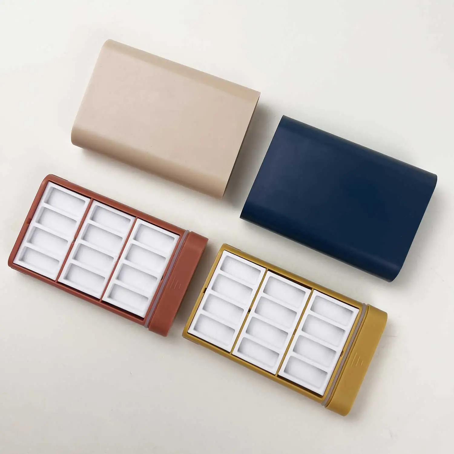 Hochwertige lila Aquarell-Palettenbox – faltbar Image