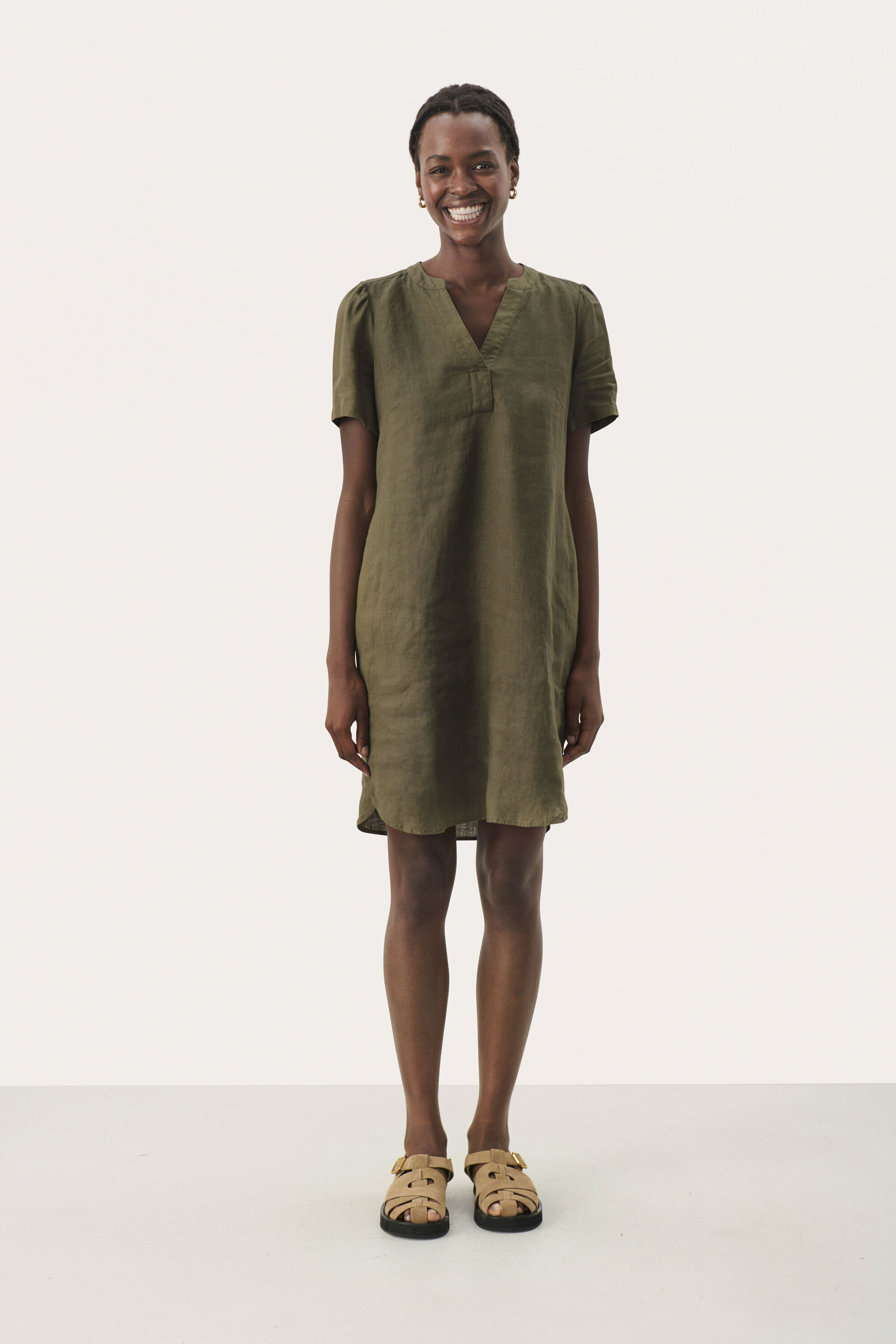 Kleid Gerade Passform olive Image