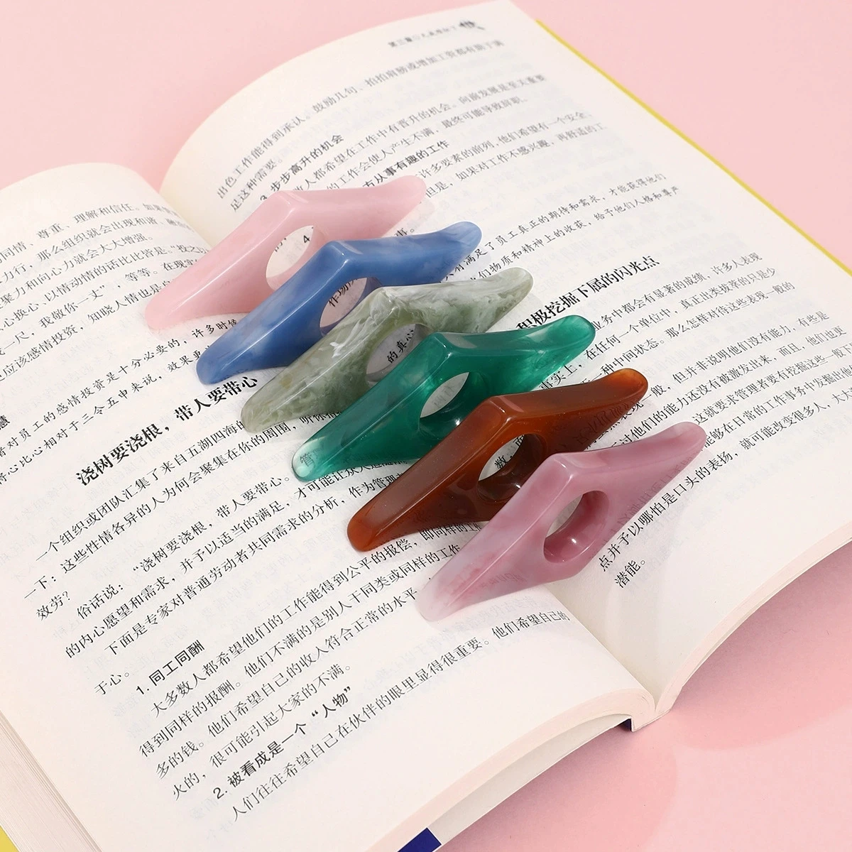 Daumen Buch Unterstützung Buch Seite Halter Schule Liefert Hilfs Lesen Buch Zubehör Spreader Praktische Lesezeichen Image