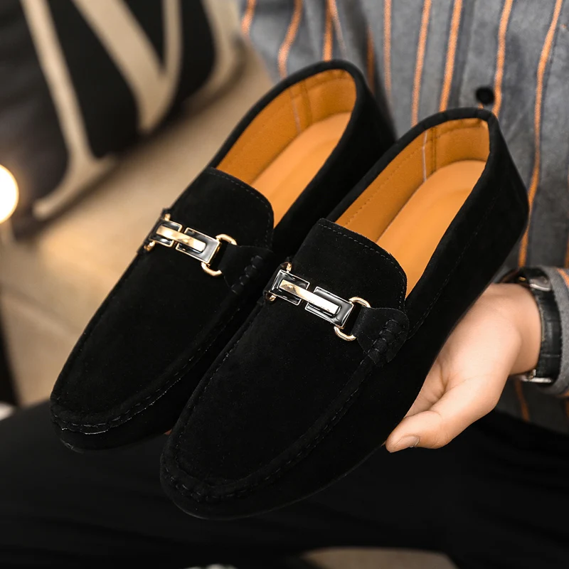 Herrenschuhe für Frühling und Sommer, niedrig geschnittene Beanie-Schuhe, vielseitige Freizeitschuhe, atmungsaktive Lederschuhe, schwarze Arbeitsschuhe, Slip-Ons