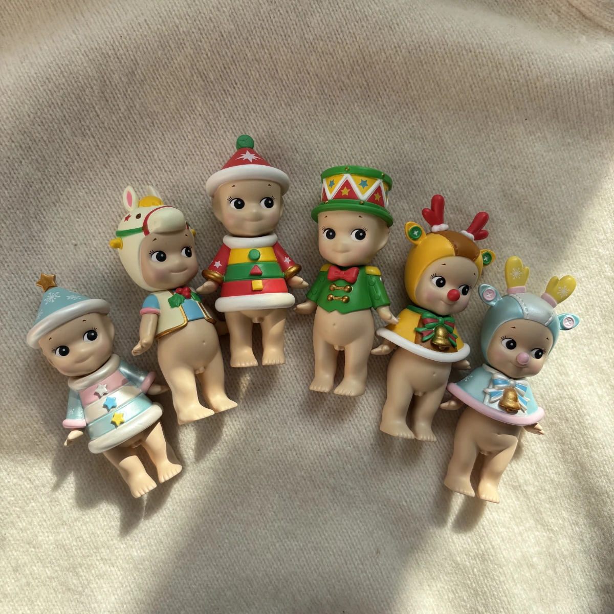 Sonny Angel Mini Figure 2017 Christmas Series No box No bag Wood Doll Santa Reindeer Plushie Drum Boy Rocking Horse SAS65326