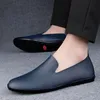 Echt leder Herren schuhe lässig formelle Herren Slipper Mokassins italienischen Sommer atmungsaktiven Slip auf männlichen Boots schuhen über Größe 50 51