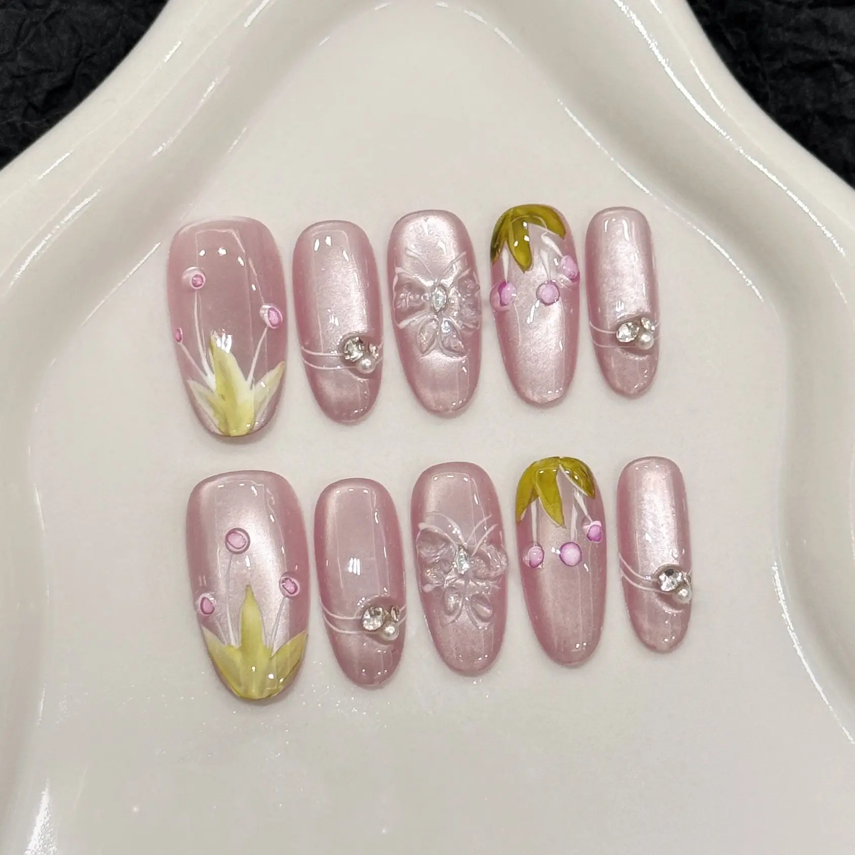 10 Stück Kristall Schmetterling handgemachte falsche Nägel klar transparent lila Katzenauge gefälschte Nägel mit Tulpe Blume Press On Nail Mandel Image