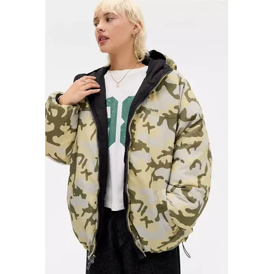 BDG Camo Reversible Puffer Jacket - Dark Green S at Urban Outfitters