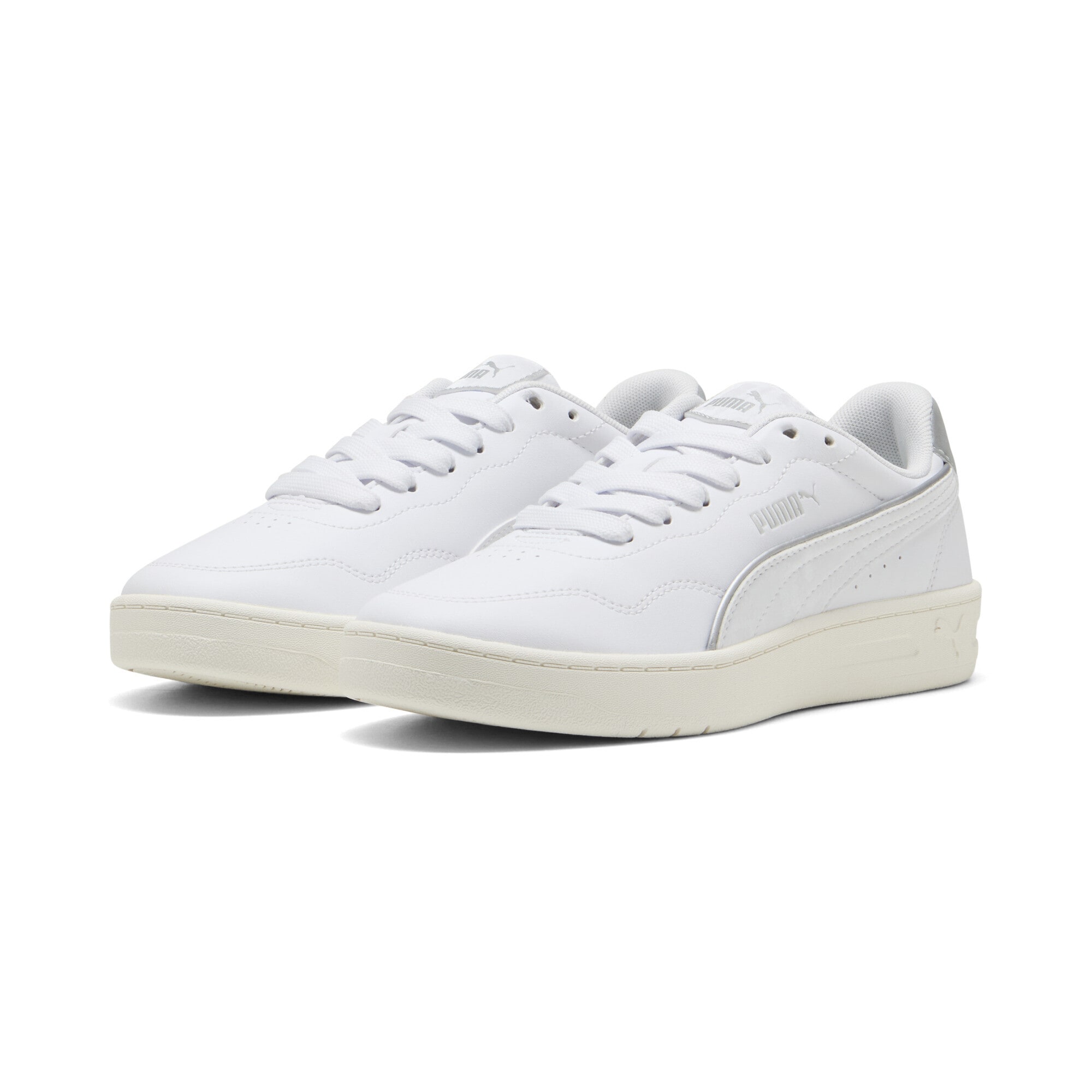 Sneaker PUMA "Court Lally Day Night Sneakers Damen", Damen, Gr. 40.5, silber (weiß silber metallic), Obermaterial: Synthetik, Textil; Futter: Textil; Innensohle: Textil; Laufsohle: Gummi, Schuhe Sneaker