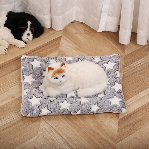 Katzendecken für Hauskatzen, ultraweiche Haustierdecke als Schlafunterlage, beheizte Katzenbetten, selbstwärmende Haustierkissenunterlage aus hochwertigem Flanellstoff für Katzen und Hunde, Image