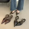 Damen-Pumps mit Kitten-Heels, Slingback-Pumps, spitzer, geschlossener Zehenbereich, Knöchel-T-Riemen mit verstellbarer Schnalle, Sandalen, sexy Stiletto-Schuhe aus Leder