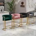 Sedie da bar in ferro battuto italiano Sgabelli da bar per ristorante domestico Sgabelli da bar leggeri di lusso per il tempo libero Reception Sgabello alto con schienale per caffè per cucina