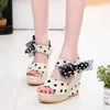 Keile Ferse Mesh Schuhe Großhandel Neue Atmungsaktive Mode Sandalen für Frauen Vintage Sommer Verkauf Asiatische Größe Original Frau Schuhe