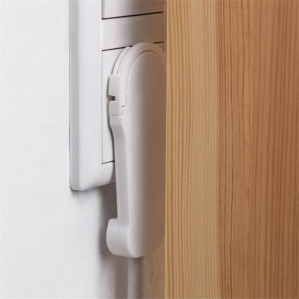 2 Stück weißer Schuko-Winkelstecker flach, Schuko-Flachstecker 250 V (16 A), Schuko-Stecker, Schuko-Stecker flach, EU-Stecker B20 Image