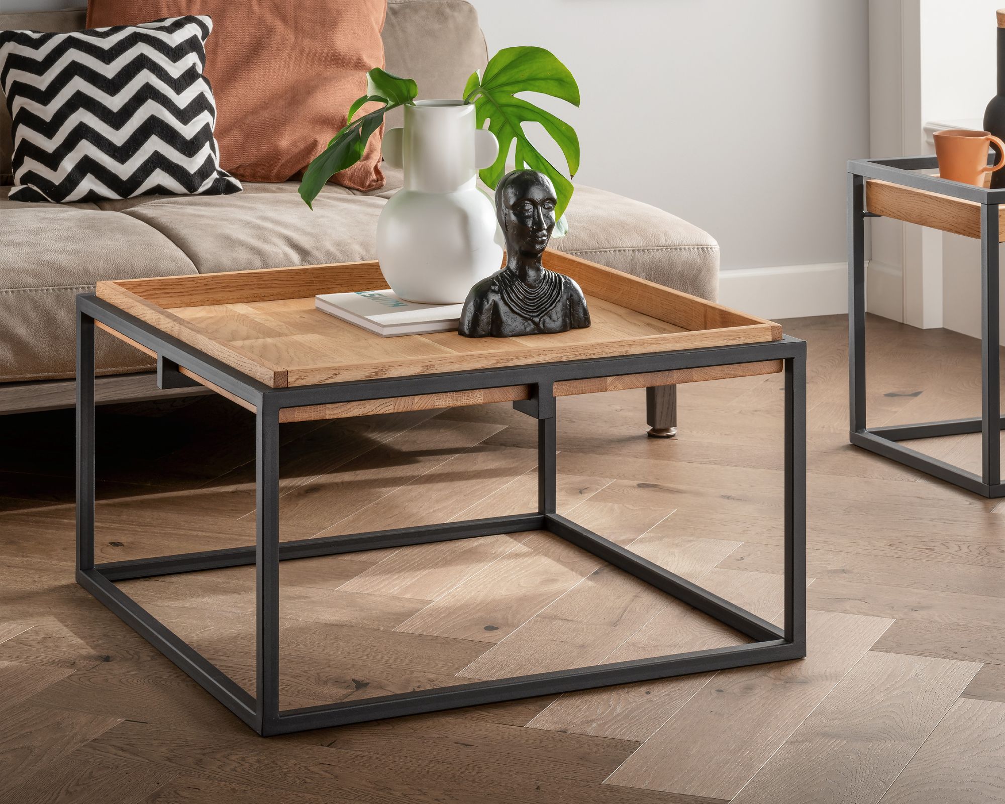 die Faktorei »Malik« Couchtisch