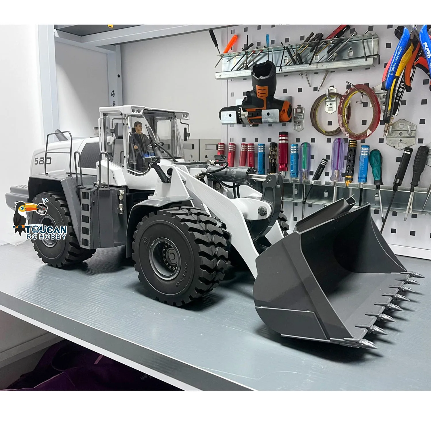 XDRC 580 1/14 hydraulischer RC-Metallradlader ST8 ferngesteuertes Automodell W Sound Light Set bemalt zusammengebautes RC-Spielzeug