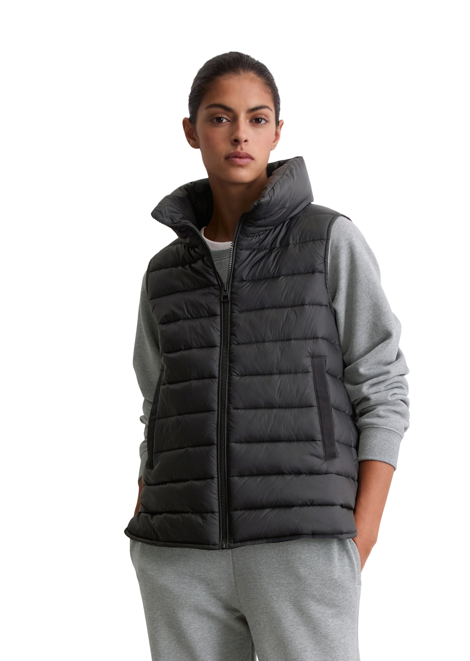 Steppweste MARC O'POLO "mit recycelten Materialien", Damen, Gr. 38, schwarz, Obermaterial: 100% Polyamid; Füllung: 100% Nicht verfügbar; Futter: 100% Nicht verfügbar, unifarben, Casual, figurbetont, Westen Image