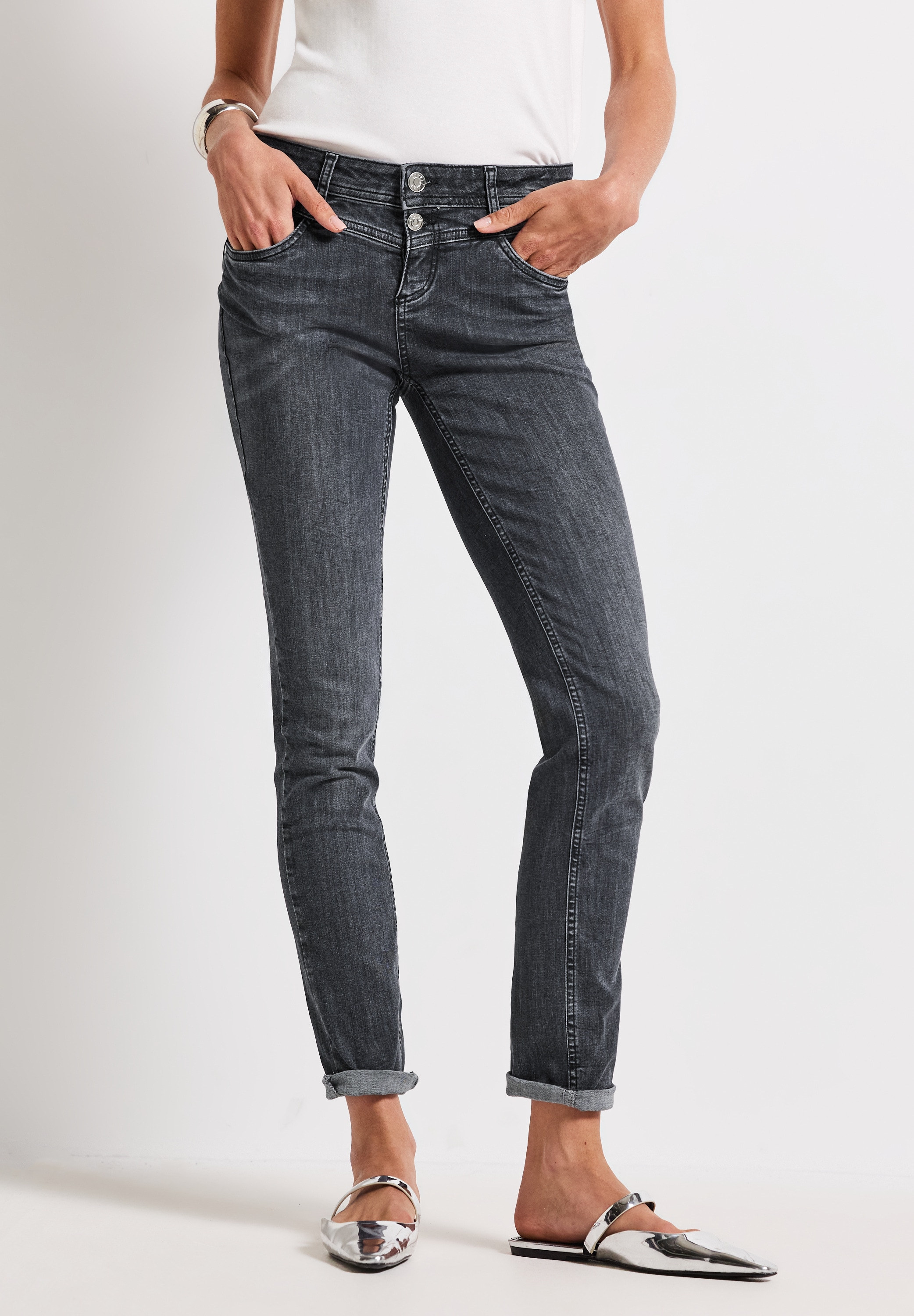 Regular-fit-Jeans STREET ONE "Style Jane", Damen, Gr. 30, Länge 30, schwarz steel grau washed, Denim/Jeans, Obermaterial: 82% Baumwolle, 15% Polyester, 3% Elasthan, unifarben, regular fit knöchelfrei, Jeans, im Five-Pocket Style, Topseller