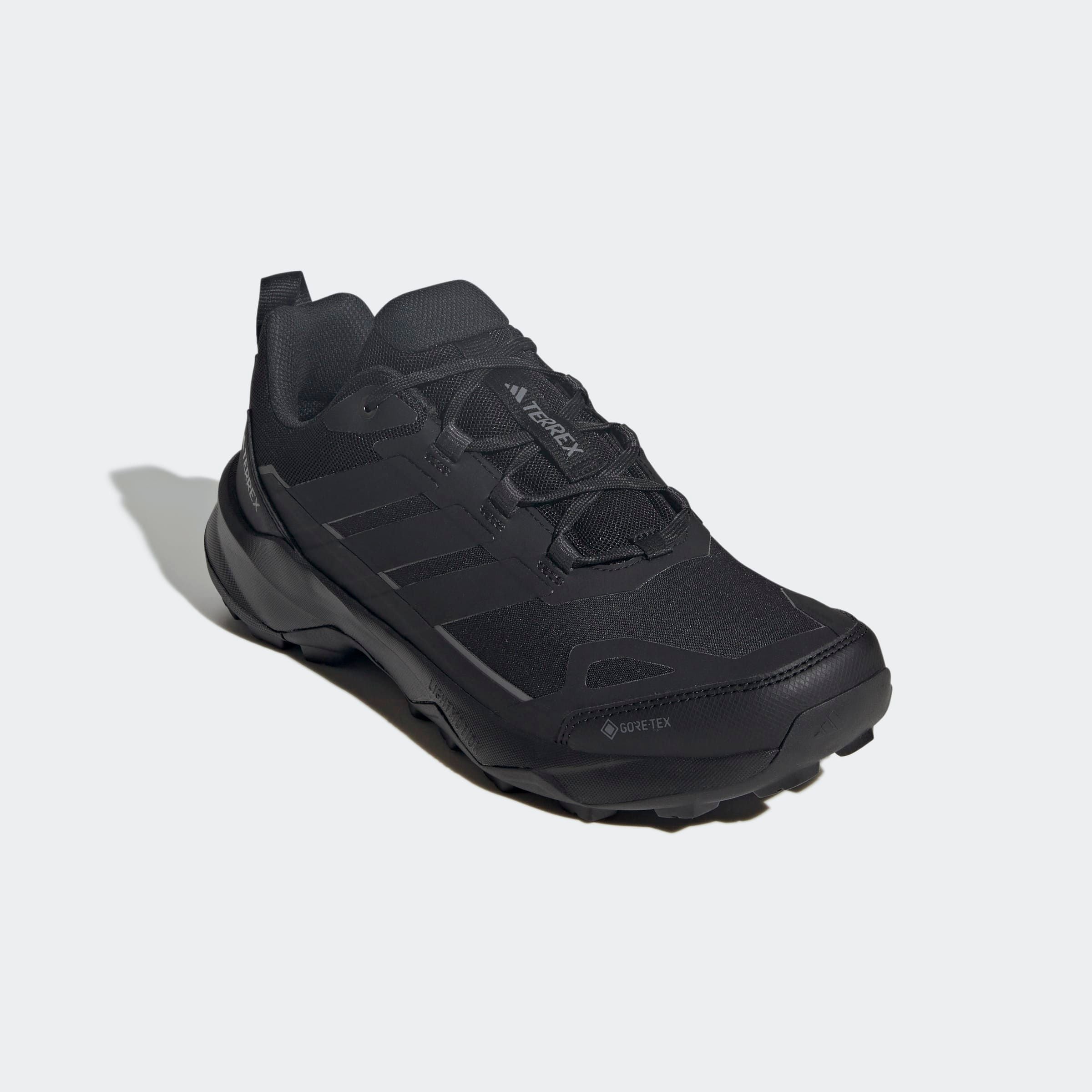 Wanderschuh ADIDAS TERREX "TERREX SKYCHASER AX5 GORE-TEX", Damen, Gr. 46, core schwarz, core schwarz, carbon, Synthetik, Textil, Schuhe Wanderschuh, wasserdicht, Topseller