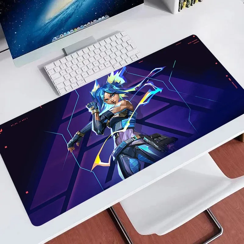 Großes Gaming-Mauspad Valorant Neon XXL Neues Tastaturpad Gamer-Mauspad auf dem Tisch Speed Desk Mat Anime 900x400 Mauspads Image