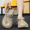 Plus Größe 46 47 männer Clogs Sommer Atmungsaktive Schuhe Neue Sandalen Strand Hausschuhe Garten Schuhe Männer Freizeit Rutsche Loch schuh Große Größe