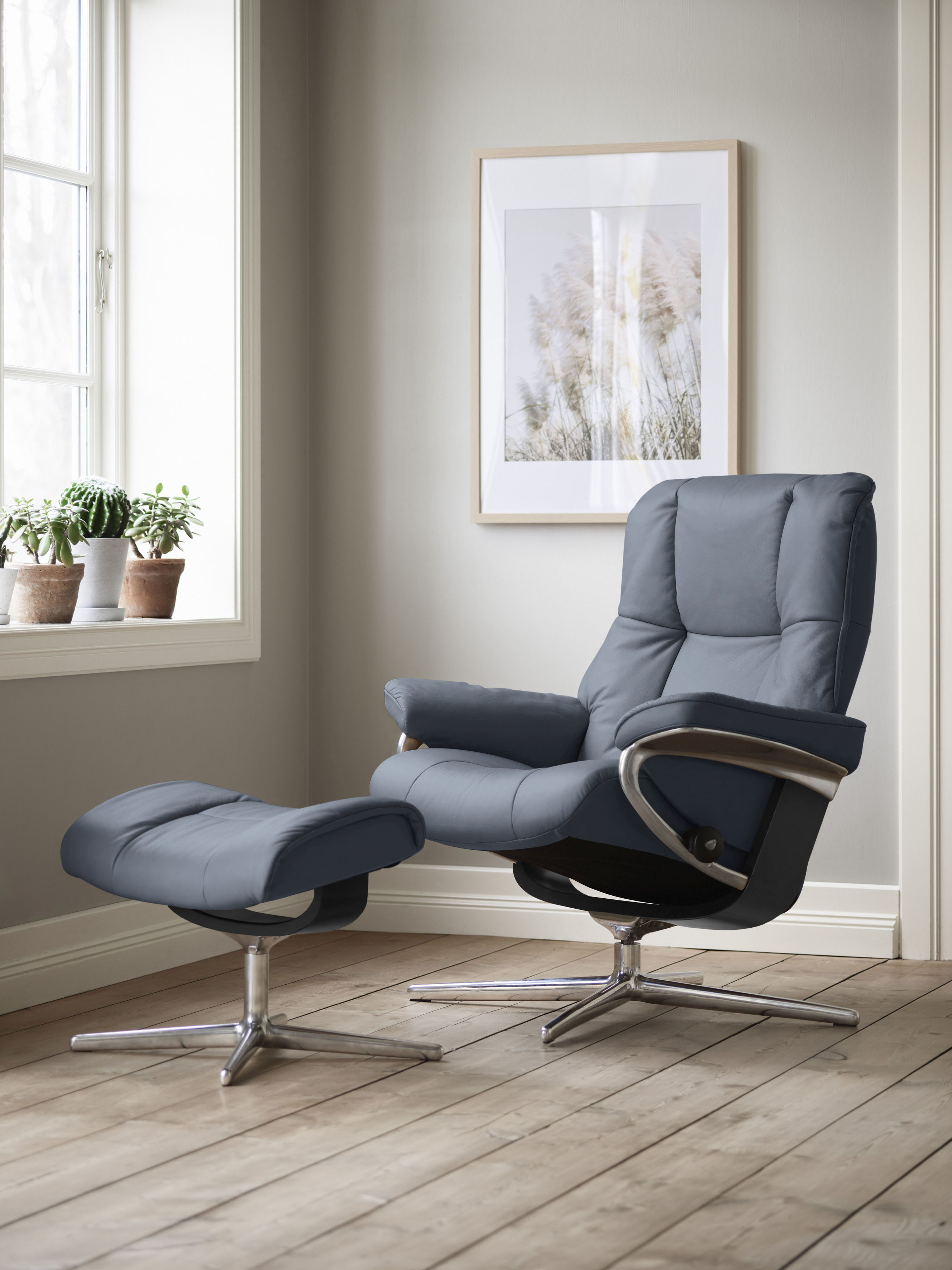 Relaxsessel STRESSLESS "Mayfair", blau (sparrow blau paloma), B:92cm H:103cm T:79cm, Leder PALOMA: PALOMA ist ein durchgefärbtes Semianilin-Möbelleder mit natürlicher Narbung., Sessel, Relaxsessel, mit Hocker, mit Cross Base, Größe S, M & L,...