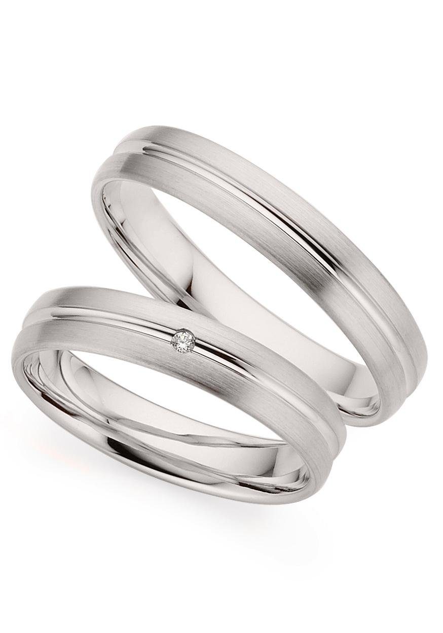 Trauring PHÖNIX "Schmuck Geschenk Gold 333 Trauring Ehering LIEBE versch. Varianten" Gr. 67, weiß (weißgoldfarben), Fingerringe, 67, ohne Brillant, Weißgold 333, 4mm, Made in Germany, wahlweise mit oder ohne Brillant Image
