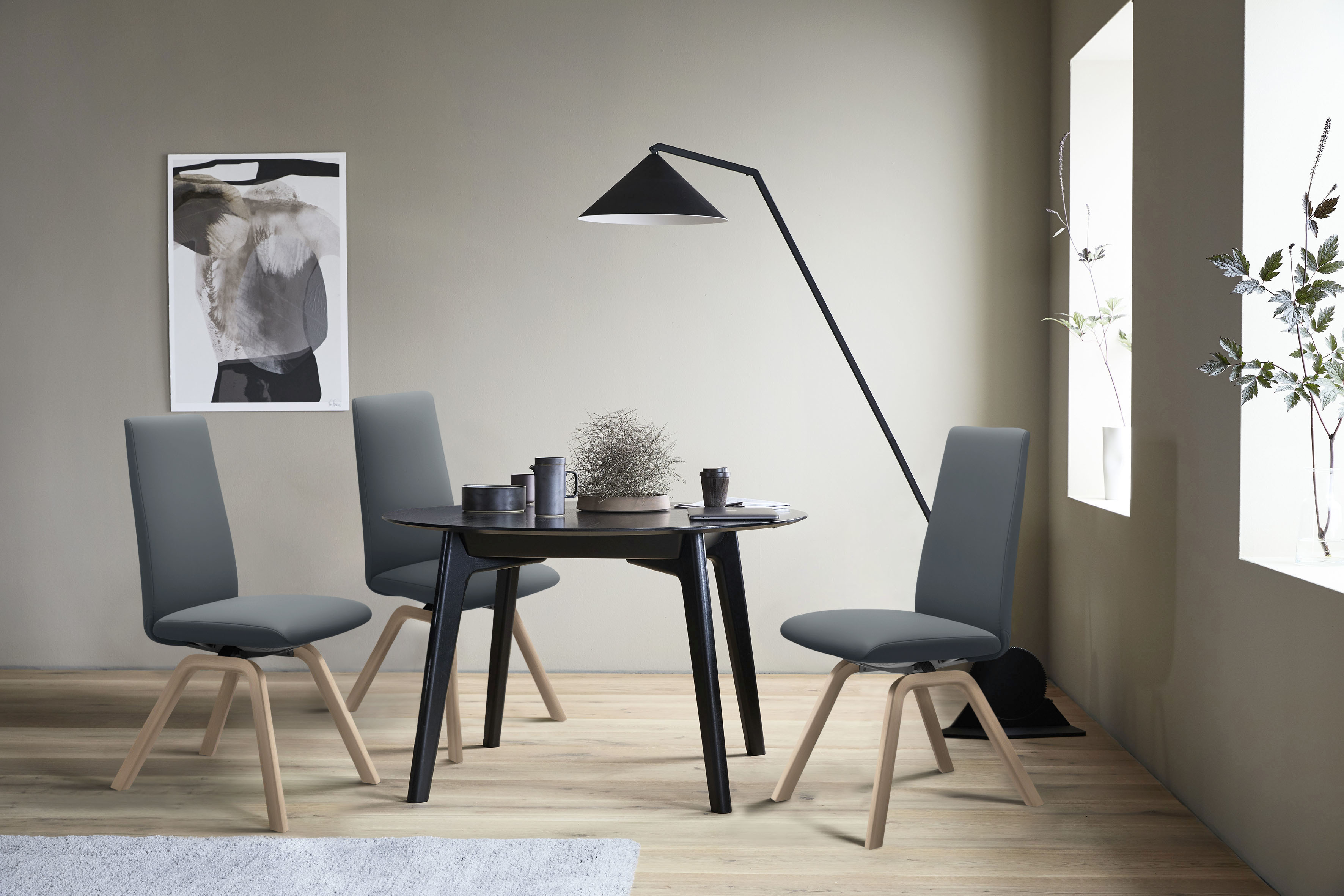 Polsterstuhl STRESSLESS "Laurel", blau (atlantic blau batick, schwarz), B:49cm H:105cm T:60cm, Leder BATICK: BATICK ist ein leicht korrigiertes, durchgefärbtes und genarbtes Möbelleder, bei dem die meisten Unebenheiten und Spuren in der Regel... Image
