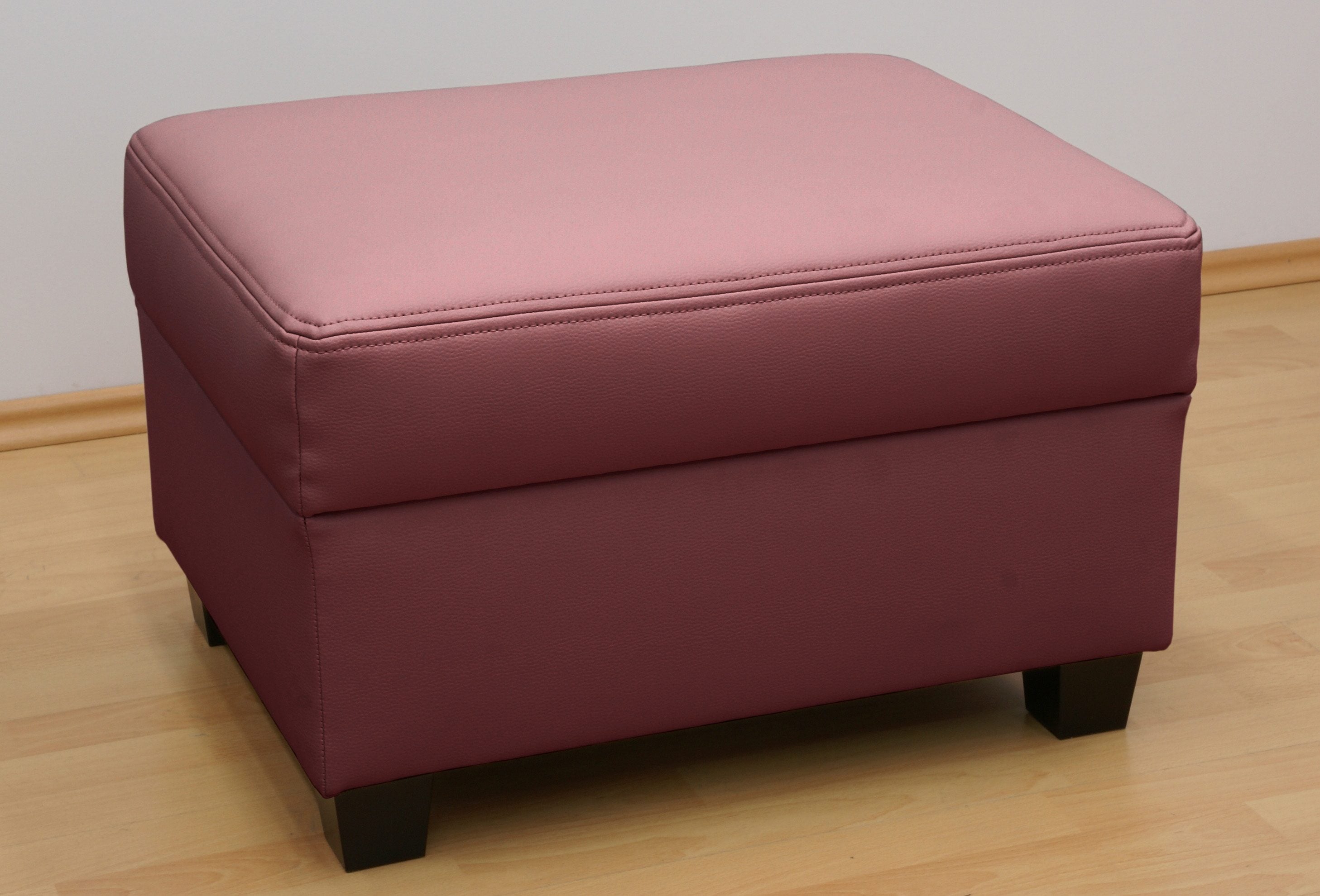 Hocker DOMO COLLECTION "Norma", rot (kaminrot), B:70cm H:42cm T:55cm, Mosel Struktur (100% Polyester);Kunstleder SOFTLUX;Microfaser-PRIMABELLE (100% Polyester);NaturLEDER in Sitz und Rücken. Korpus in passendem Kunstleder SOFTLUX bezogen;Struktur... Image