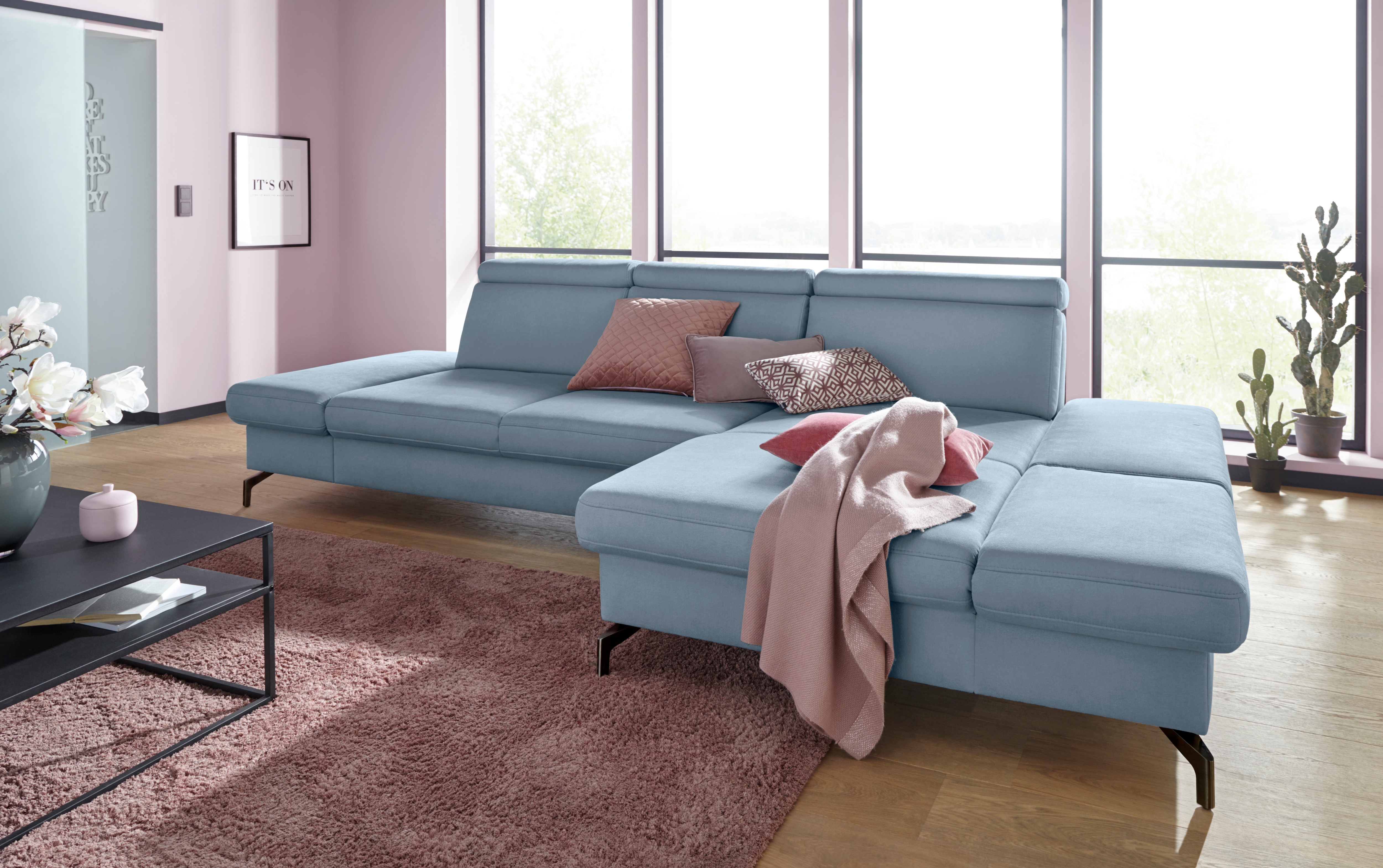 Ecksofa SIT & MORE "Brisbane L-Form", blau (hellblau), B:319cm T:181cm, Soft clean (98% Polyester, 2% Polyamid), Sofas, Fußhöhe 12 cm, inklusive Sitztiefen-, Armteil- und Kopfteilverstellung